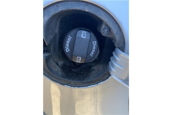 Recambio de tapon combustible para volkswagen golf v (1k1) 2.0 tdi 16v referencia OEM IAM 1K0201550N 5C0201550AB 