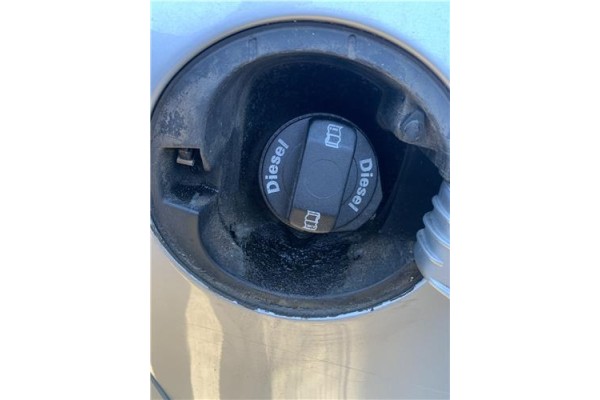 Recambio de tapon combustible para volkswagen golf v (1k1) 2.0 tdi 16v referencia OEM IAM 1K0201550N 5C0201550AB 