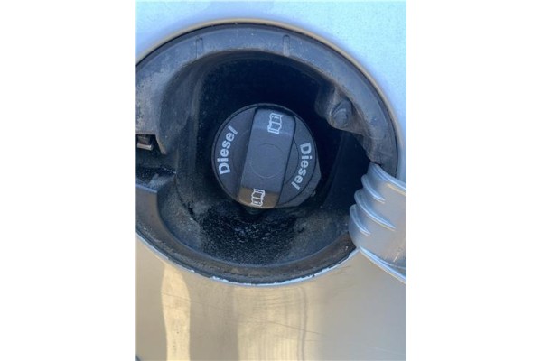 Recambio de tapon combustible para volkswagen golf v (1k1) 2.0 tdi 16v referencia OEM IAM 1K0201550N 5C0201550AB 