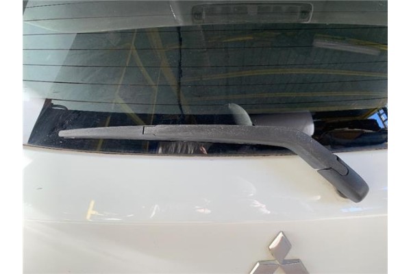 Recambio de porton trasero para mitsubishi space star (a00) 1.2 motion referencia OEM IAM 5801B488  