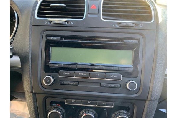 Recambio de autoradio para volkswagen golf vi (5k1) 1.4 advance referencia OEM IAM 1K0057187AX  