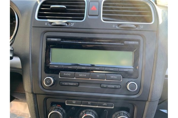 Recambio de autoradio para volkswagen golf vi (5k1) 1.4 advance referencia OEM IAM 1K0057187AX  