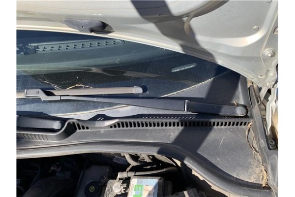 Recambio de brazo limpiaparabrisas delantero izquierdo para volkswagen golf vi (5k1) 1.4 advance referencia OEM IAM 1Q1955409 1Q