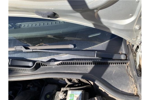 Recambio de brazo limpiaparabrisas delantero izquierdo para volkswagen golf vi (5k1) 1.4 advance referencia OEM IAM 1Q1955409 1Q