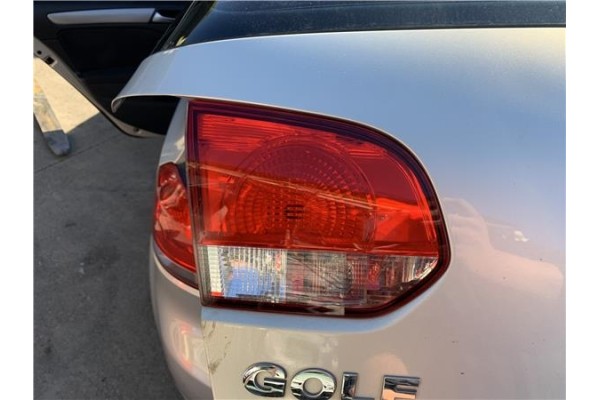 Recambio de piloto porton trasero izquierdo para volkswagen golf vi (5k1) 1.4 advance referencia OEM IAM 5K0945093AB  