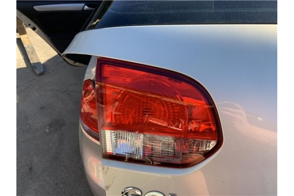 Recambio de piloto porton trasero izquierdo para volkswagen golf vi (5k1) 1.4 advance referencia OEM IAM 5K0945093AB  