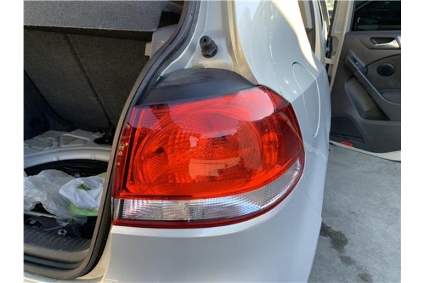 Recambio de piloto trasero derecho para volkswagen golf vi (5k1) 1.4 advance referencia OEM IAM 5K0945096N  