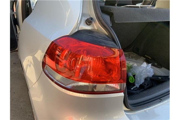 Recambio de piloto trasero izquierdo para volkswagen golf vi (5k1) 1.4 advance referencia OEM IAM 5K0945095N 5K0945095E 