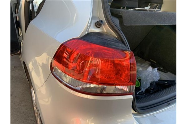 Recambio de piloto trasero izquierdo para volkswagen golf vi (5k1) 1.4 advance referencia OEM IAM 5K0945095N 5K0945095E 