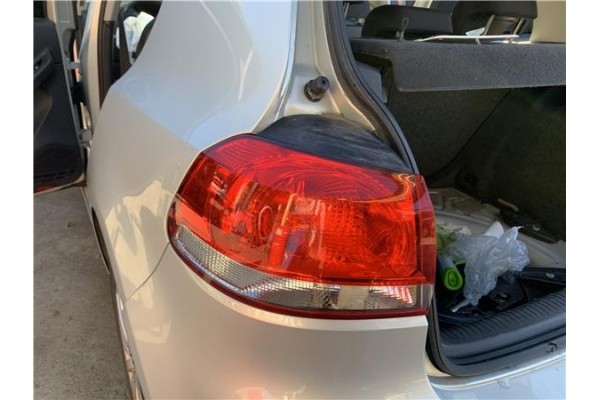 Recambio de piloto trasero izquierdo para volkswagen golf vi (5k1) 1.4 advance referencia OEM IAM 5K0945095N 5K0945095E 