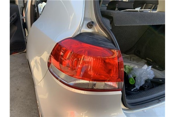 Recambio de piloto trasero izquierdo para volkswagen golf vi (5k1) 1.4 advance referencia OEM IAM 5K0945095N 5K0945095E 