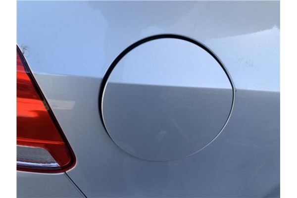 Recambio de tapa exterior combustible para volkswagen golf vi (5k1) 1.4 advance referencia OEM IAM 5K6809857C 5K6809857CGRU 