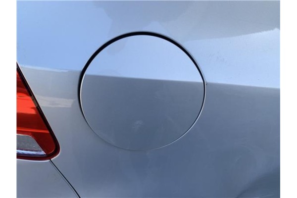 Recambio de tapa exterior combustible para volkswagen golf vi (5k1) 1.4 advance referencia OEM IAM 5K6809857C 5K6809857CGRU 