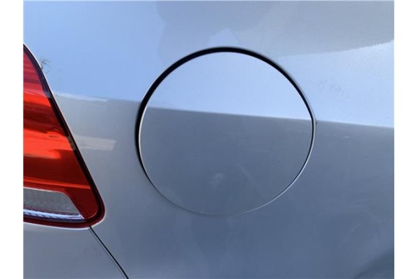 Recambio de tapa exterior combustible para volkswagen golf vi (5k1) 1.4 advance referencia OEM IAM 5K6809857C 5K6809857CGRU 