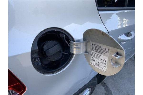 Recambio de tapa exterior combustible para volkswagen golf vi (5k1) 1.4 advance referencia OEM IAM 5K6809857C 5K6809857CGRU 