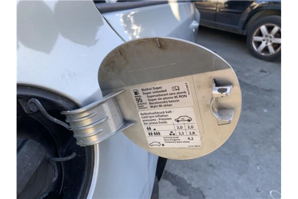 Recambio de tapa exterior combustible para volkswagen golf vi (5k1) 1.4 advance referencia OEM IAM 5K6809857C 5K6809857CGRU 