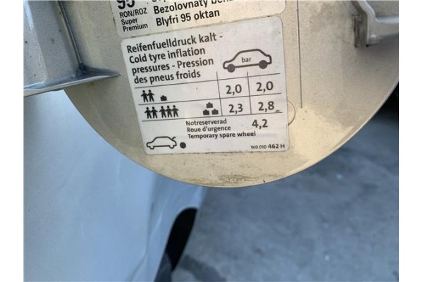 Recambio de tapa exterior combustible para volkswagen golf vi (5k1) 1.4 advance referencia OEM IAM 5K6809857C 5K6809857CGRU 