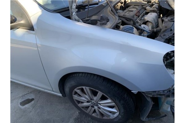 Recambio de aleta delantero derecha para volkswagen golf vi (5k1) 1.4 advance referencia OEM IAM 5K6821022A 5K6821022B 