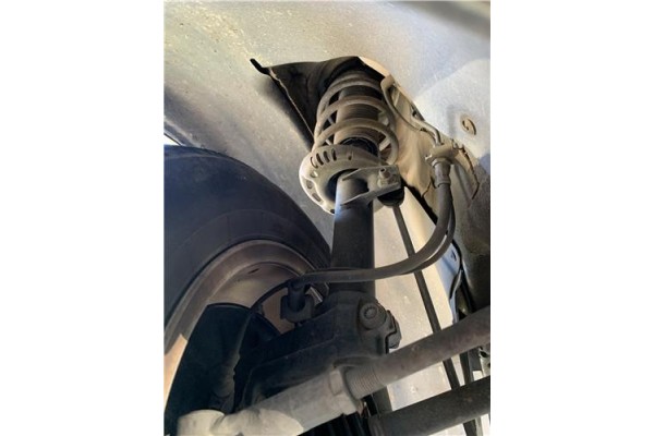 Recambio de amortiguador delantero izquierdo para volkswagen golf vi (5k1) 1.4 advance referencia OEM IAM 1T0413031HN 1T0413031K