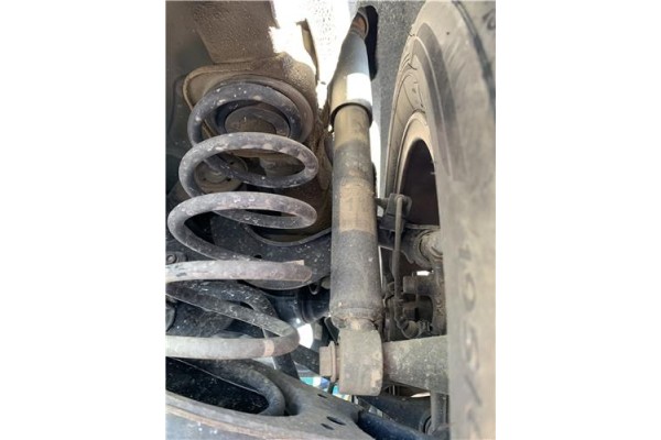 Recambio de amortiguador trasero derecho para volkswagen golf vi (5k1) 1.4 advance referencia OEM IAM 1K0513029ME  