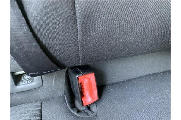 Recambio de anclaje cinturon trasero derecho para volkswagen golf vi (5k1) 1.4 advance referencia OEM IAM 5K0857807B  