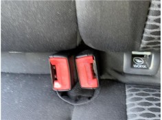 Recambio de anclaje cinturon trasero izquierdo para volkswagen golf vi (5k1) 1.4 advance referencia OEM IAM 1K0857739M  