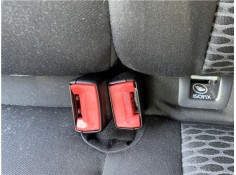 Recambio de anclaje cinturon trasero izquierdo para volkswagen golf vi (5k1) 1.4 advance referencia OEM IAM 1K0857739M  