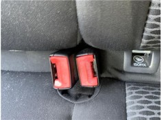 Recambio de anclaje cinturon trasero izquierdo para volkswagen golf vi (5k1) 1.4 advance referencia OEM IAM 1K0857739M  