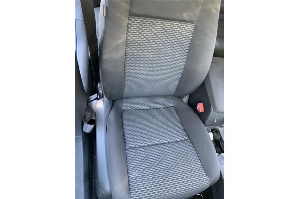 Recambio de asiento delantero derecho para volkswagen golf vi (5k1) 1.4 advance referencia OEM IAM 1K4881106NL  
