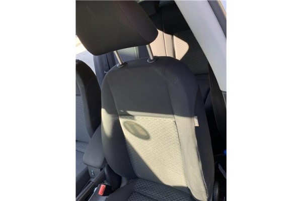 Recambio de asiento delantero izquierdo para volkswagen golf vi (5k1) 1.4 advance referencia OEM IAM 1K4881105PA  