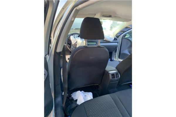 Recambio de asiento delantero izquierdo para volkswagen golf vi (5k1) 1.4 advance referencia OEM IAM 1K4881105PA  