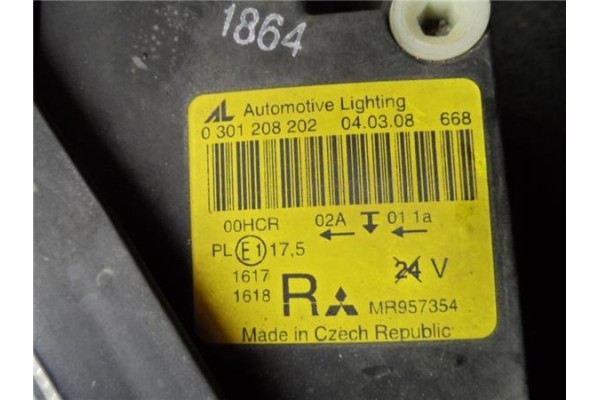 Recambio de faro delantero dcho para mitsubishi colt berlina 5 (z30a)(2005) 1.1 inform (d) [1,1 ltr. - 55 kw cat] referencia OEM