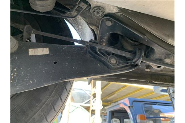Recambio de brazo inferior trasero izquierdo para volkswagen golf vi (5k1) 1.4 advance referencia OEM IAM 1K0505223K  