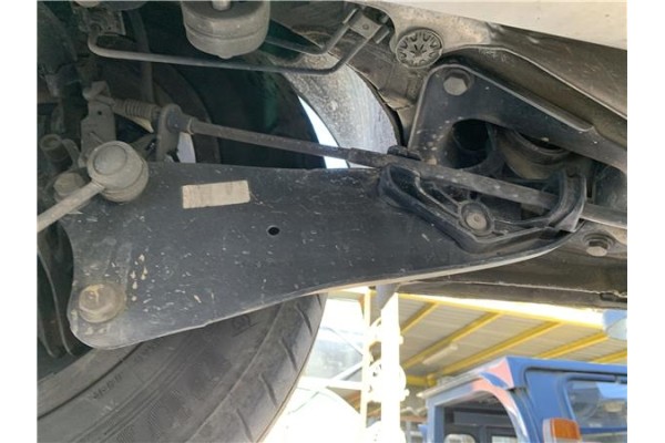 Recambio de brazo inferior trasero izquierdo para volkswagen golf vi (5k1) 1.4 advance referencia OEM IAM 1K0505223K  