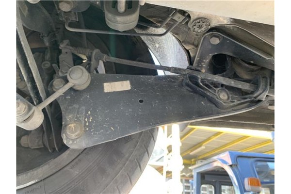 Recambio de brazo inferior trasero izquierdo para volkswagen golf vi (5k1) 1.4 advance referencia OEM IAM 1K0505223K  