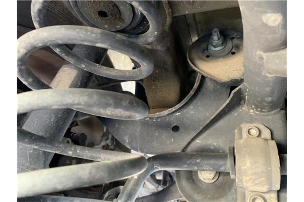 Recambio de brazo inferior trasero izquierdo para volkswagen golf vi (5k1) 1.4 advance referencia OEM IAM 1K0505323N 5Q0505323C 