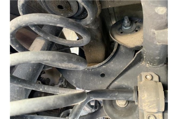 Recambio de brazo inferior trasero izquierdo para volkswagen golf vi (5k1) 1.4 advance referencia OEM IAM 1K0505323N 5Q0505323C 