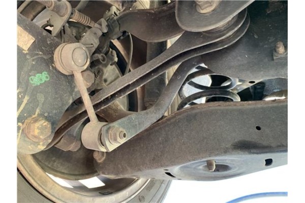 Recambio de brazo superior derecho suspension trasero para volkswagen golf vi (5k1) 1.4 advance referencia OEM IAM 1K0501529J 1K