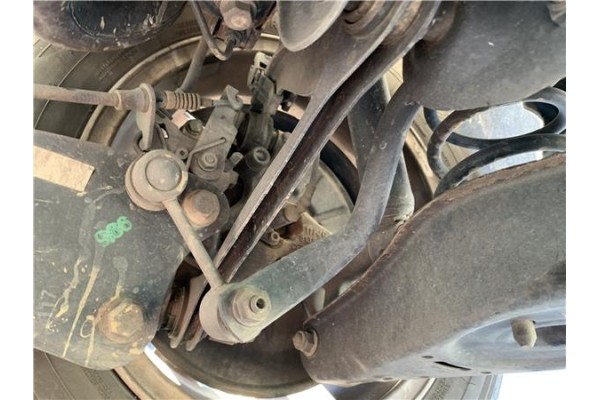 Recambio de brazo superior derecho suspension trasero para volkswagen golf vi (5k1) 1.4 advance referencia OEM IAM 1K0501529J 1K