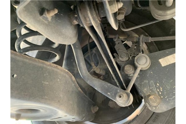 Recambio de brazo superior izquierdo suspension trasero para volkswagen golf vi (5k1) 1.4 advance referencia OEM IAM 1K0501529J 
