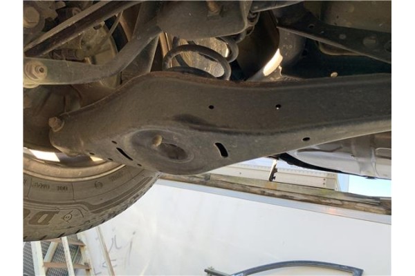 Recambio de brazo suspension trasero derecho para volkswagen golf vi (5k1) 1.4 advance referencia OEM IAM 29K83EMFAB 1K0505311AB