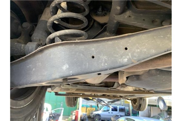 Recambio de brazo suspension trasero izquierdo para volkswagen golf vi (5k1) 1.4 advance referencia OEM IAM 29K83ESFAB 1K0505311