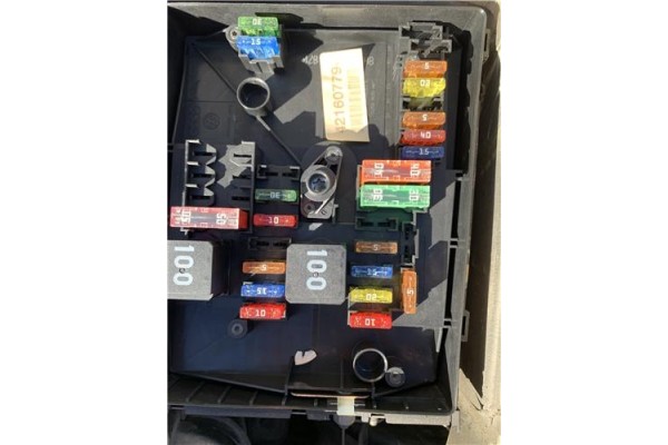 Recambio de caja fusibles/rele para volkswagen golf vi (5k1) 1.4 advance referencia OEM IAM 421607790 1K1941824 