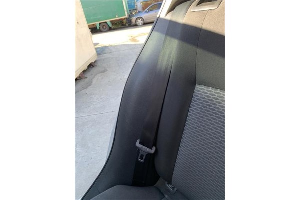 Recambio de cinturon seguridad trasero derecho para volkswagen golf vi (5k1) 1.4 advance referencia OEM IAM 1K6857806AA  