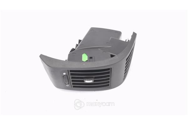 Recambio de rejilla entrada de aire para citroen jumper furgón 2.2 hdi 120 referencia OEM IAM 1607196980 1623838080 