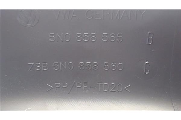 Recambio de embellecedor columna direccion para volkswagen golf vi (5k1) 1.4 advance referencia OEM IAM 5N0858565B ZSB5N0858560C