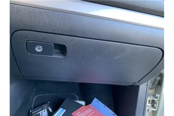 Recambio de guantera salpicadero para volkswagen golf vi (5k1) 1.4 advance referencia OEM IAM 1K1857101M  