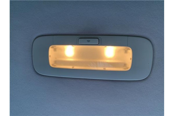 Recambio de luz trasero central techo para volkswagen golf vi (5k1) 1.4 advance referencia OEM IAM 1K0947291H 1K0947105PY20 