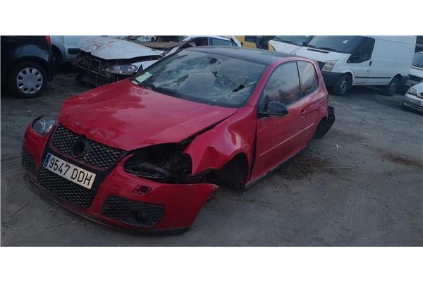 volkswagen golf v berlina (1k1)(2003) del año 