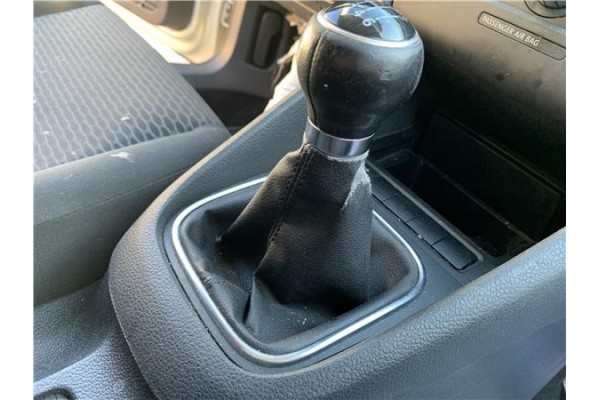 Recambio de palanca de cambio para volkswagen golf vi (5k1) 1.4 advance referencia OEM IAM 1K0711112B  